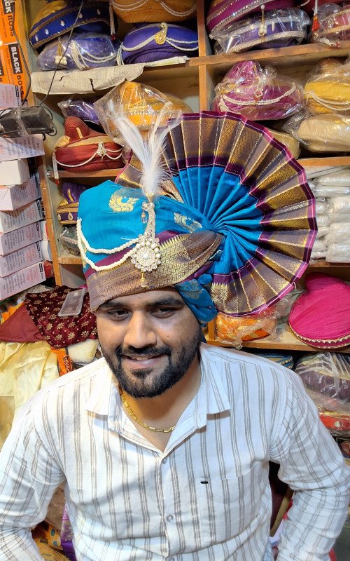 PAITHANI NAVAR DEV FETA FOR RENT AND SEAL