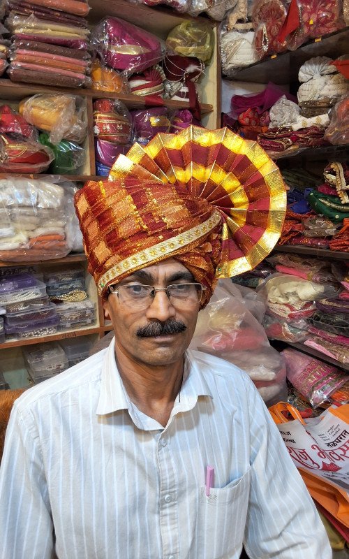 PAITHANI NAVAR DEV FETA FOR RENT AND SEAL